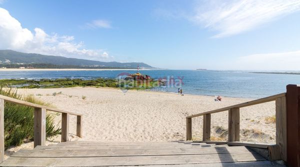 Foto ddc8f2cc-5f31-4ece-98ff-497e284beb4d. Casa en Guarda (A)