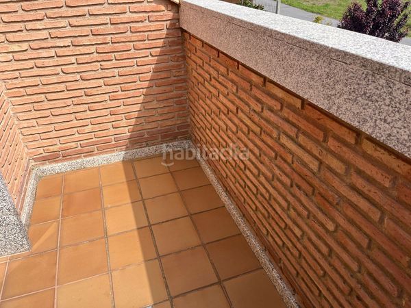 Foto e83adb95-5006-47bb-8ba9-923270362ae7. Casa en Guarda (A)