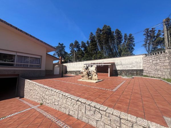 Foto ba9fe5c6-86f0-4d42-9e07-498b7adad27e. Casa amb calefacció aparcament a Guarda (A)