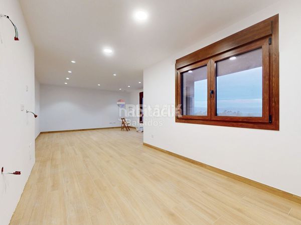 Foto e9c0a1ef-3639-43a4-ae57-4247a150b05d. Casa amb calefacció aparcament a Tomiño