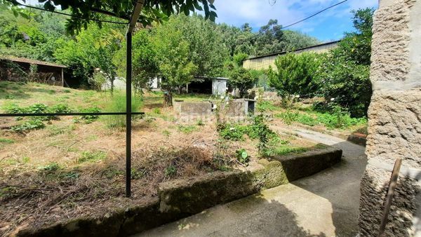 Foto 2f60fe27-9dbf-4a52-bd18-1e30abda2a7b. Casa amb calefacció aparcament a San Rosendo Ourense