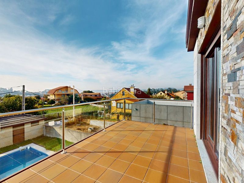 Foto 6a99abd0-bf6c-4598-bb38-30fa00b756c4. Casa amb calefacció aparcament piscina a Valadares - Beade Vigo