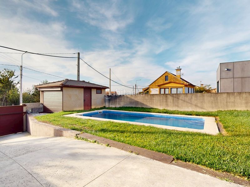 Foto c12bd37d-e1ba-451c-a86f-2b13c71e2691. Casa amb calefacció aparcament piscina a Valadares - Beade Vigo