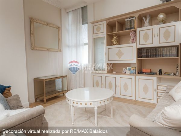 Foto b8b0b892-c48c-4294-8475-9ef1e7abb704. Casa adossada a Lavadores Vigo