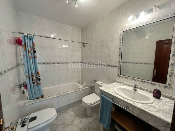 Foto 5c1cbd5c-f832-46d4-be4a-287edc258f33. Edificio in Guarda (A)