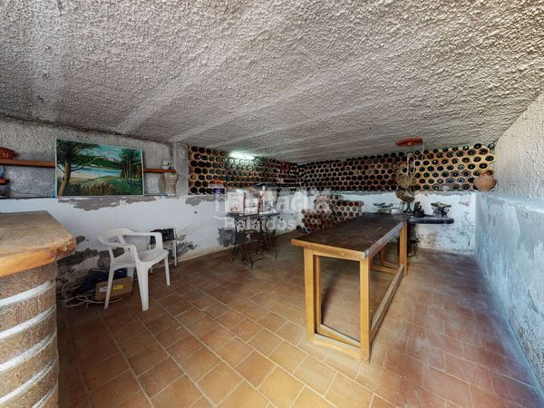 Foto bfd9d66d-ebe1-4d7c-9797-6c588a419410. Casa amb aparcament a Nigrán centro Nigrán
