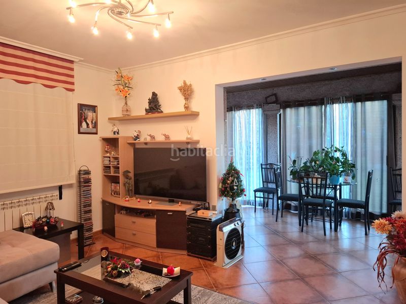 Foto cf268078-9818-44f3-ac9d-ca92c7695de3. Casa amb calefacció aparcament a Sardoma - Castrelos Vigo