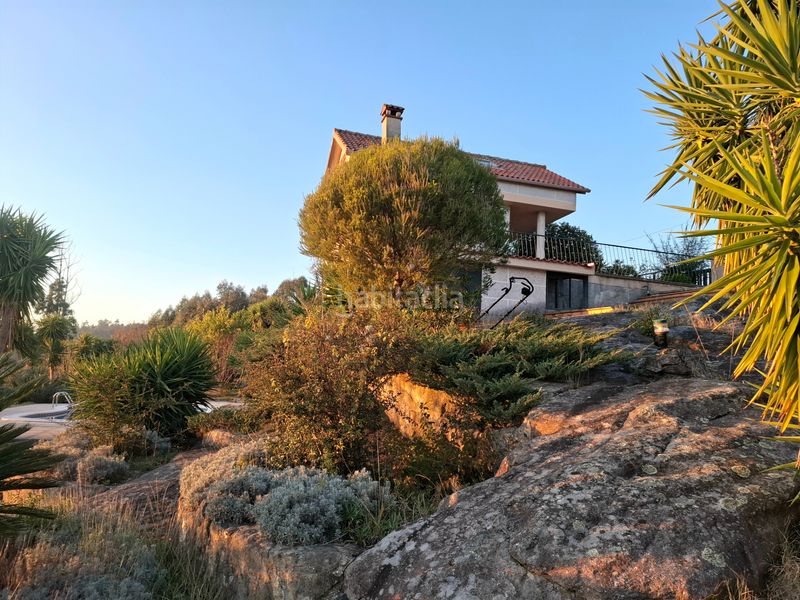 Foto d9000c2c-da37-4869-a292-7b909b1f0ecc. Casa amb calefacció aparcament piscina a Neves (As)