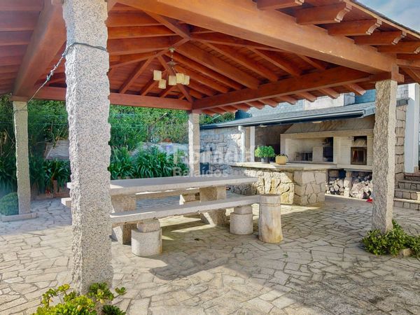 Foto 450b31b9-3197-41a3-9945-a4503947ba3b. Casa amb calefacció aparcament piscina a Coruxo - Oia - Saiáns Vigo
