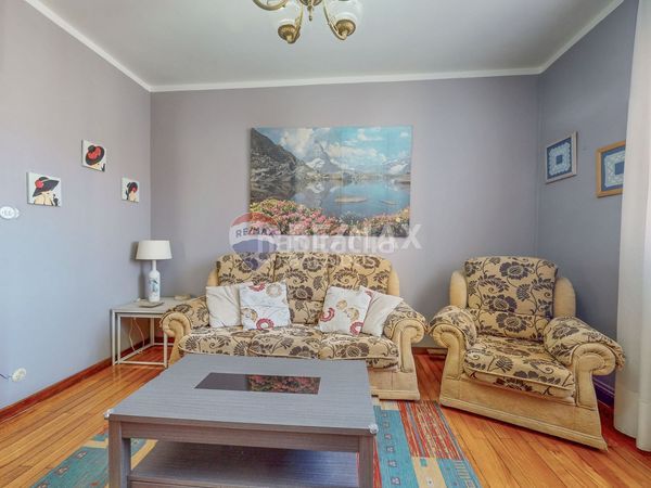 Foto 5fa901d8-22ec-4a60-9328-86d7fad88ce6. Casa amb calefacció a O Hío Cangas