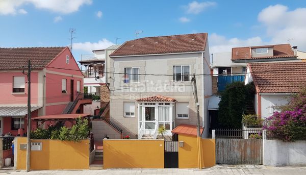 Foto c1a724c6-36ce-41dd-8ff5-7a902efb6617. Pis amb calefacció aparcament a Sardoma - Castrelos Vigo
