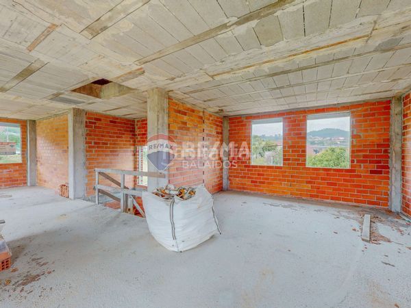 Foto 7284fc8b-1606-4d5f-a48f-d2741050186b. Casa amb aparcament a Vilaboa