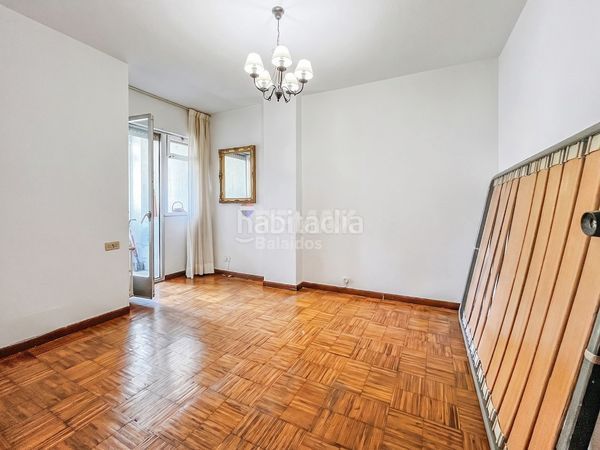 Foto e6ad9d69-543d-46bd-b2eb-8bfe818abe2f. Pis amb calefacció aparcament a As Travesas - Balaidos Vigo