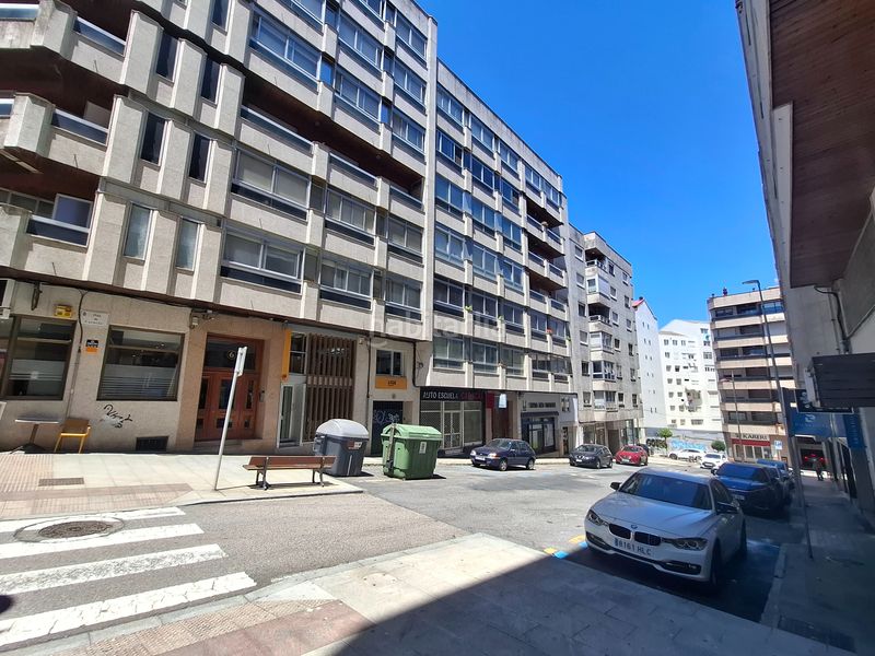 Foto f0725c4f-05f2-41df-bbad-dbbab3f88c35. Pis amb calefacció aparcament a Plaza España - Corte Inglés Vigo