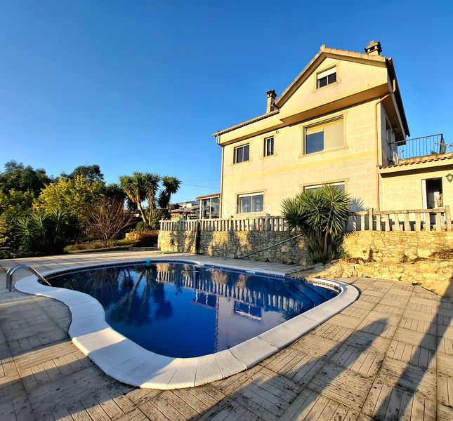 Foto 3c27daf6-bc27-483e-9988-a9922c8fadbb. Casa amb calefacció aparcament piscina a Neves (As)