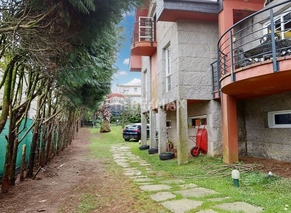 Foto 1bdcd4a6-a04c-49b4-9cef-231b1f7542b2. Casa amb calefacció aparcament a Valadares - Beade Vigo