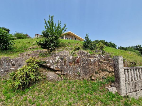 Foto c9eed9c5-58ba-435e-b09d-3d1959941cb1. Casa amb calefacció a Moaña