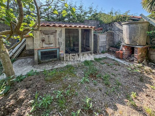Foto 734c97b3-1c36-4799-89e2-b01a45ea33f9. Casa aparellada amb aparcament a Guarda (A)