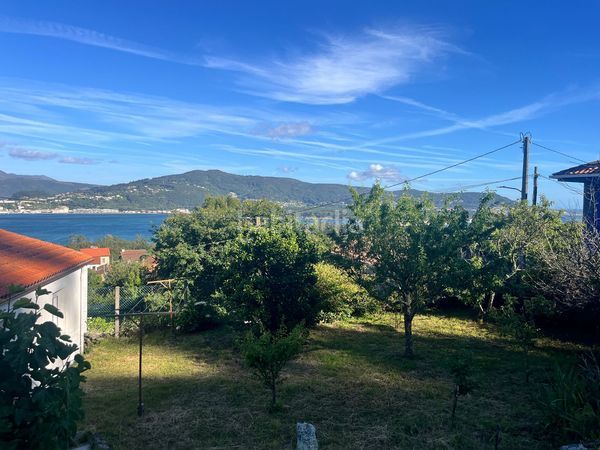 Foto 0fa1d92b-5947-446f-a015-43fd2e05f637. Casa amb aparcament a Guarda (A)