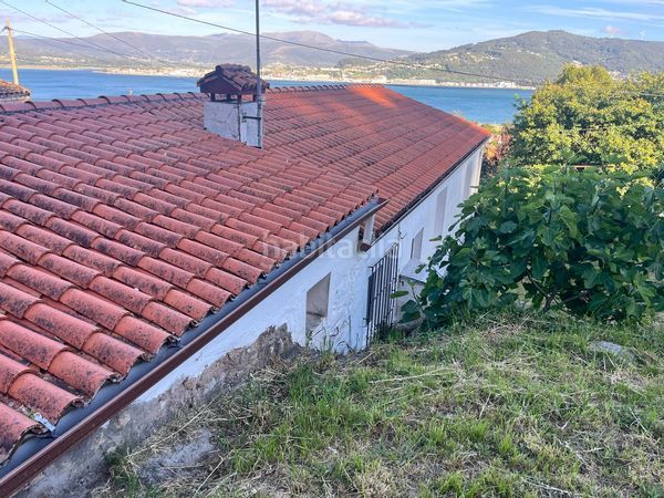 Foto 51f8094f-1eb2-48d8-a86a-bc431f511de3. Casa amb aparcament a Guarda (A)