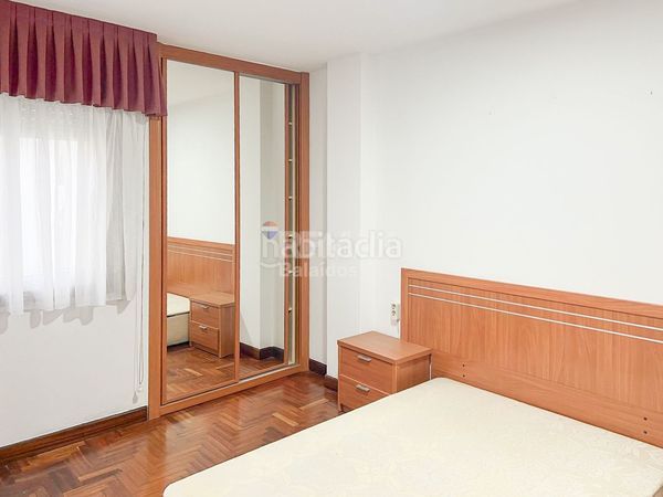 Foto 40f521e6-7661-4230-b49d-5245502a17d3. Pis amb calefacció aparcament a Teis Vigo