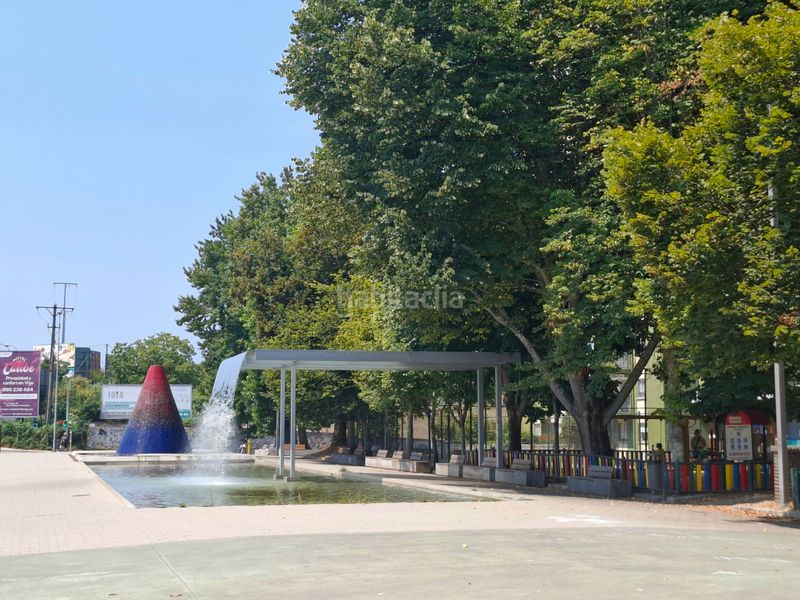 Foto 1fda1ecb-c5a8-4d10-af9d-1f4df1d0f501. Pis amb calefacció aparcament a Coia Vigo
