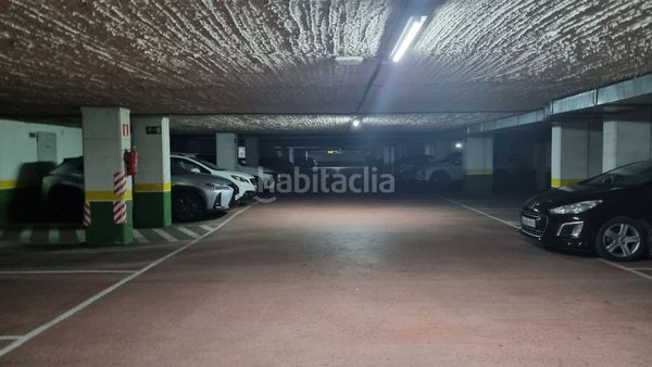 Foto 1f76d035-3f97-46c1-90aa-3500a6a51662. Aparcament cotxe a Navia Vigo