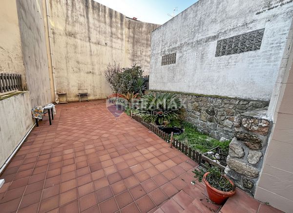 Foto d2c7d9c1-b43c-4a47-ac3f-d37e674c4239. Casa aparellada amb calefacció a Guarda (A)