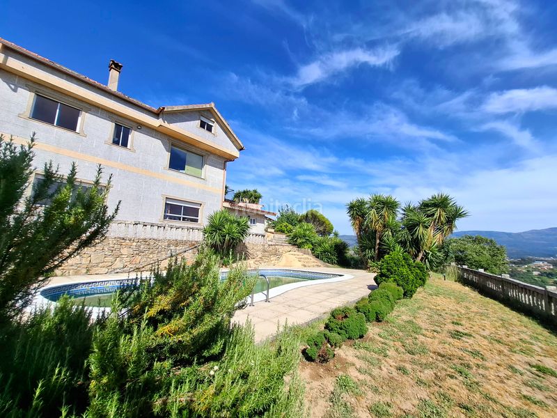 Foto b818d2cd-ddde-459e-bd54-9d7675c76718. Casa amb calefacció aparcament piscina a Neves (As)