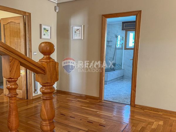 Foto 057a2339-7b32-4da0-b3dd-e2d9948ff9d8. Casa amb calefacció aparcament piscina a Baiona