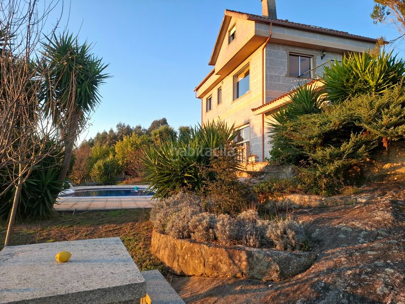 Foto 5208eb12-29dd-4fa6-aa43-1698f59f5480. Casa amb calefacció aparcament piscina a Neves (As)