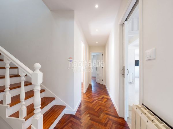 Foto 6f04d786-b3da-4e97-86cc-b9ccd185b8a5. Casa en Sardoma - Castrelos Vigo
