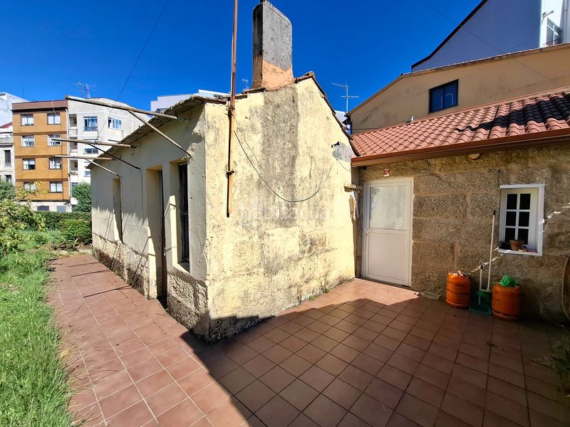 Foto dfb6e6ae-99c9-47cb-9df1-2a057fd12068. Casa aparellada a Casablanca - Calvario Vigo