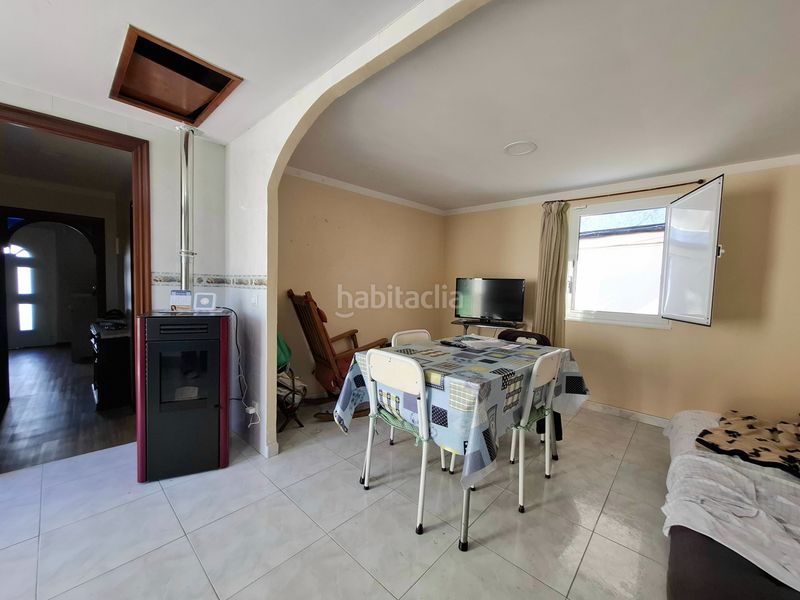 Foto f876e574-29a8-421a-8039-714d187ed80f. Casa aparellada a Casablanca - Calvario Vigo