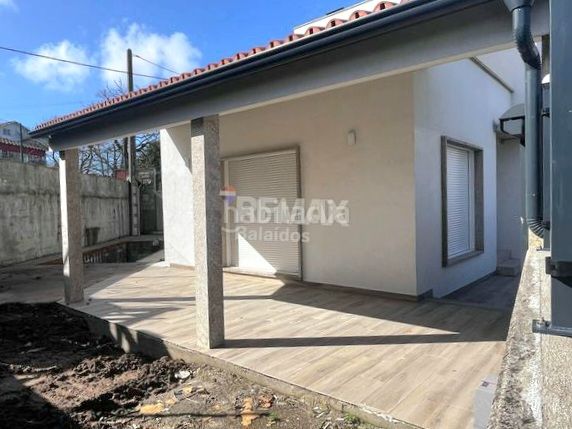 Foto 334d46a9-8878-4393-b457-9122562e8cc1. Casa en Guarda (A)