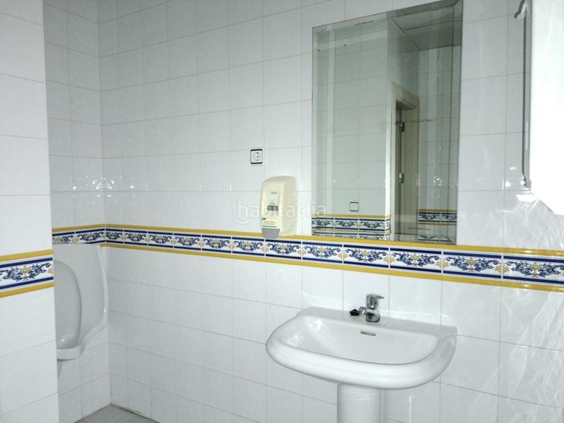 Foto 41ef9bf6-f6d4-4e76-b221-cced6ce15b40. Local comercial . avda. federico molina, esquina. en Huelva