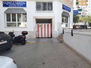 Lloguer Aparcament cotxe a Isla Chica. Alquiler plaza de garaje en calle fragata huelva