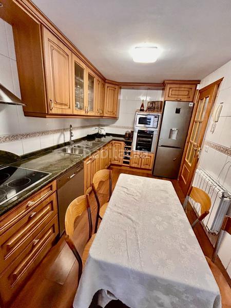 Foto b2bd25f9-0c02-4ec4-827d-67a710095091. Casa a schiera con riscaldamento piscina in Hispanoamérica-Comunidades Valdemoro