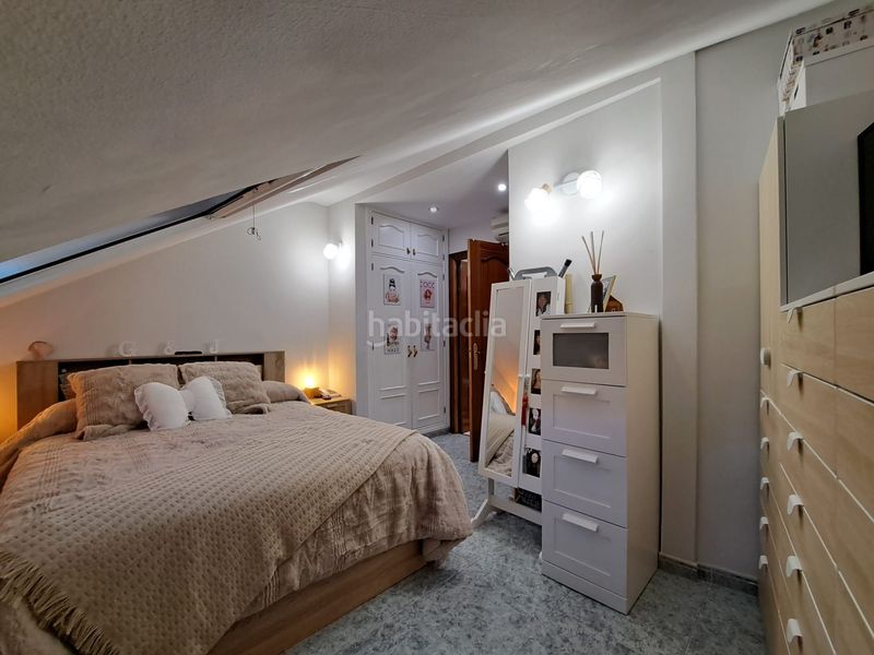 Foto 420cb747-e814-42a0-b697-a75760fa1be1. A tre livelli con riscaldamento in Centro-Ayuntamiento Pinto