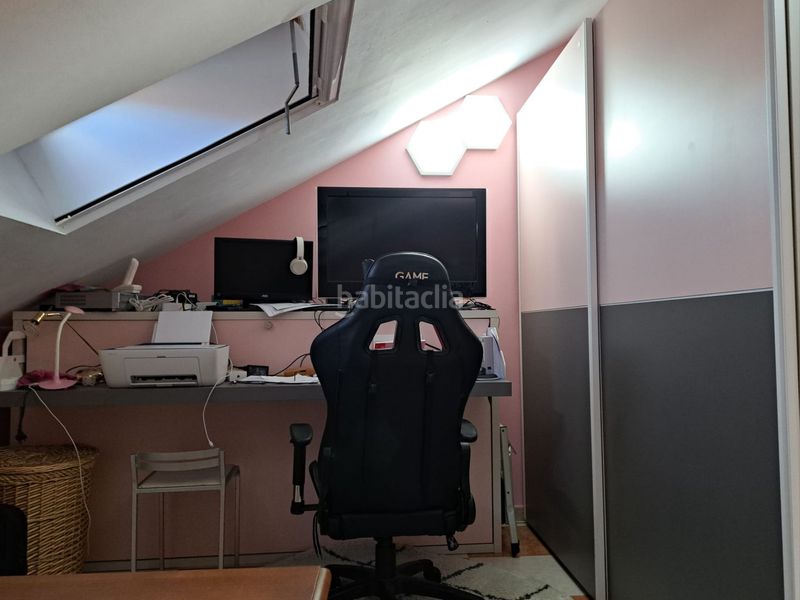 Foto e5cc0892-a8d1-4853-bd18-95838fc80077. A tre livelli con riscaldamento in Centro-Ayuntamiento Pinto