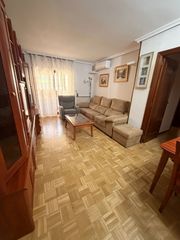 Pis a Centro. Oportunidad unica fantastico piso de 3 habitaciones con terraza