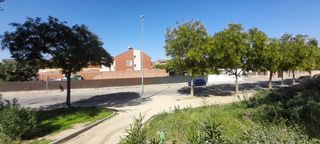 Terreno residencial en Hispanoamérica-Comunidades
