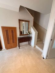 Casa a schiera in Hispanoamérica-Comunidades. Fantastico chalet en zona comunidades