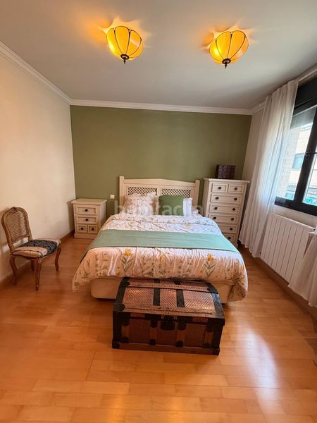 Foto b9915fc4-0c02-49ad-8729-43556be53409. Casa adossada amb calefacció aparcament piscina a Valdemoro