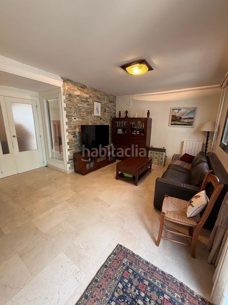 Foto ecdded8d-d9d6-49a7-aa18-51baea0db852. Casa adossada amb calefacció aparcament piscina a Valdemoro