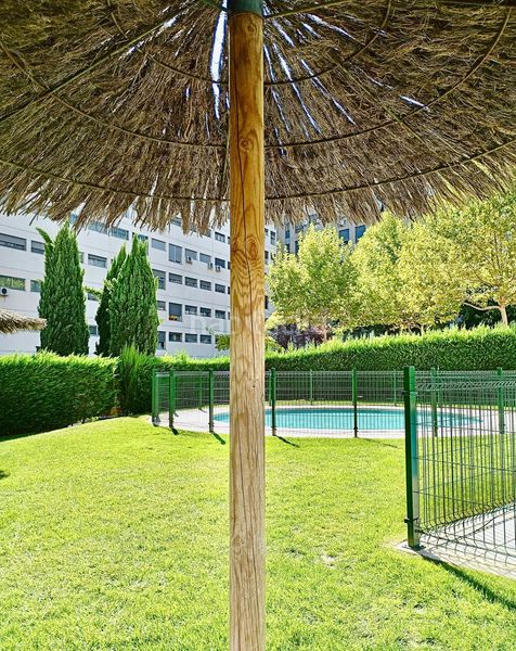 Foto f343b3fb-f4d9-41a3-9c05-ef00449e1255. Pis amb calefacció piscina a Valdebernardo-Valderribas Madrid