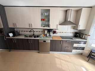 Casa in Altos del Olivar-El Caracol. Chalet ideal en zona del alto del olivar  de 4 plantas con garaj