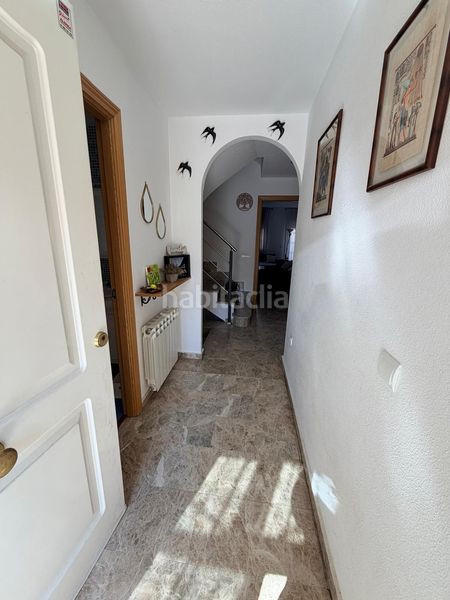 Foto 5f4b0f55-d2ce-4058-a77d-e542cef9ce7c. Casa amb calefacció a Altos del Olivar-El Caracol Valdemoro