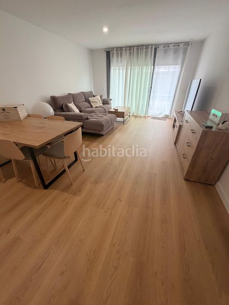 Foto 7aa7fd0d-f173-42e7-b6f8-f93244abd5f1. Casa adossada amb calefacció aparcament a Seseña nuevo Seseña