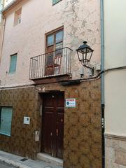 Maison  Carrer sant rafel 3. Casa en venta en zona céntrica para reformar